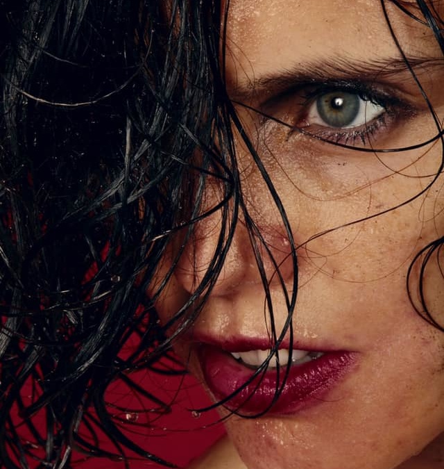 anna calvi, hunted