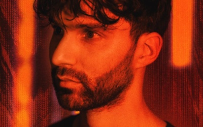 r3hab, tini, reik, “bésame (i need you)”