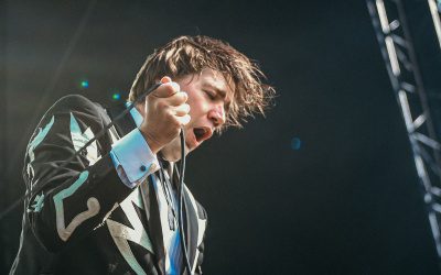 the hives reinvigorate day 2 of riot fest 2024