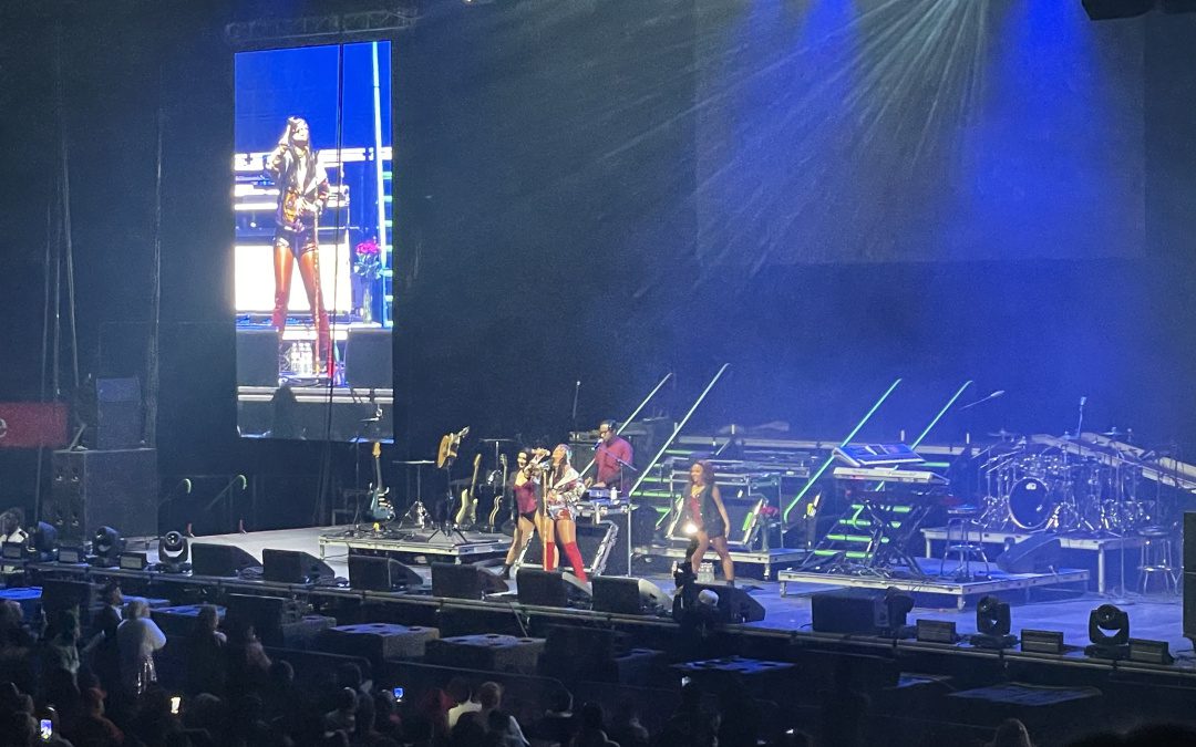 mýa dazzles audience at t-mobile center, sparking joy, nostalgia, and hope